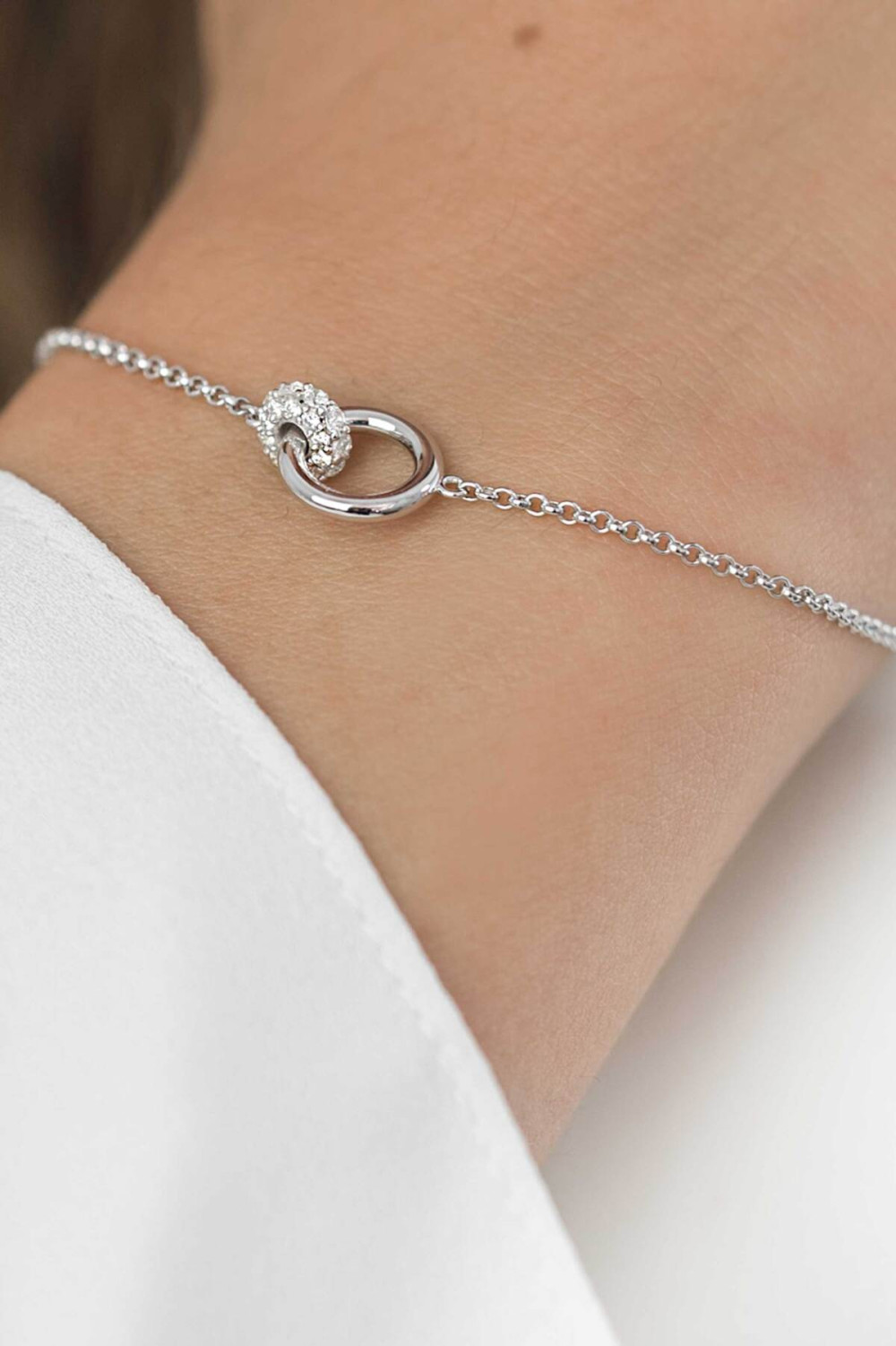 zinzi-zia1830-armband-zilver-glanzend-rondje-en-zirkonia-rondje-10-mm-breedte-lengte-17-20-cm