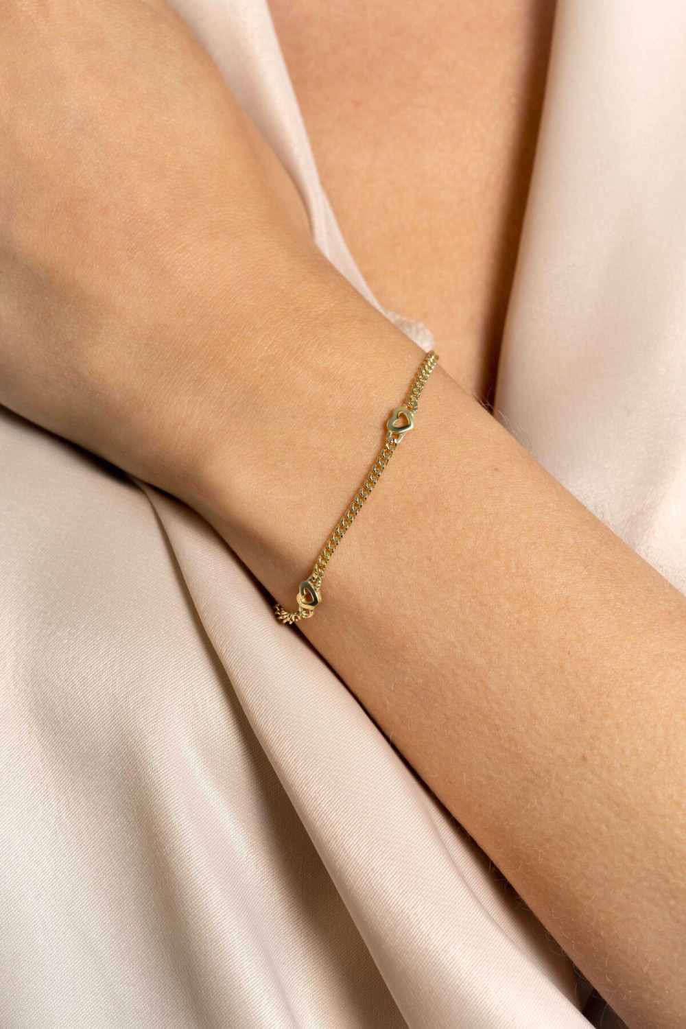 zinzi-zia2409g-armband-gourmetschakel-goudkleurige-hartjes-4-7-mm-breedte-lengte-17-20-cm