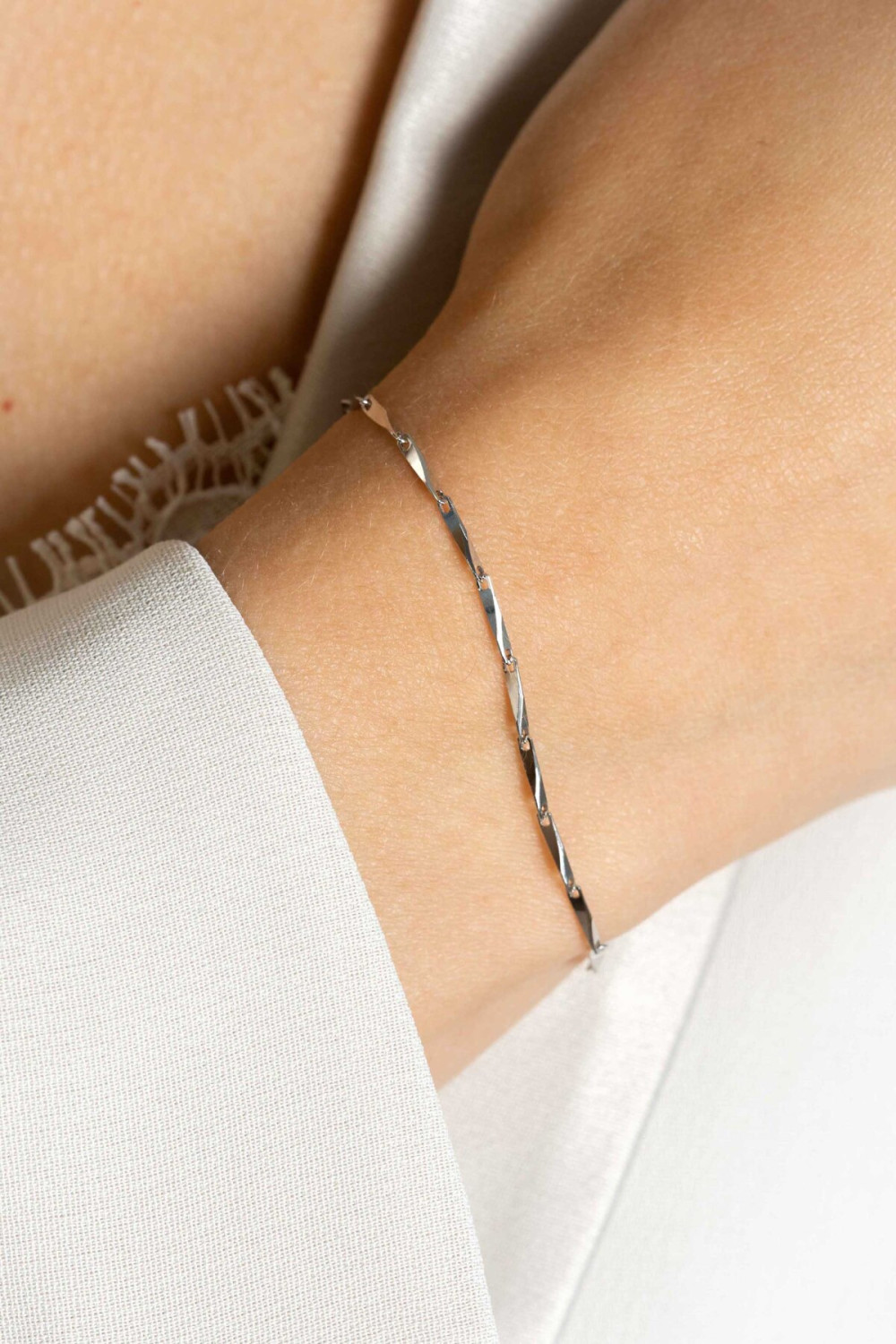 zinzi-zia2414-pijl-schakelarmband-zilver-glanzend-1-5-mm-breedte-lengte-17-5-20-cm