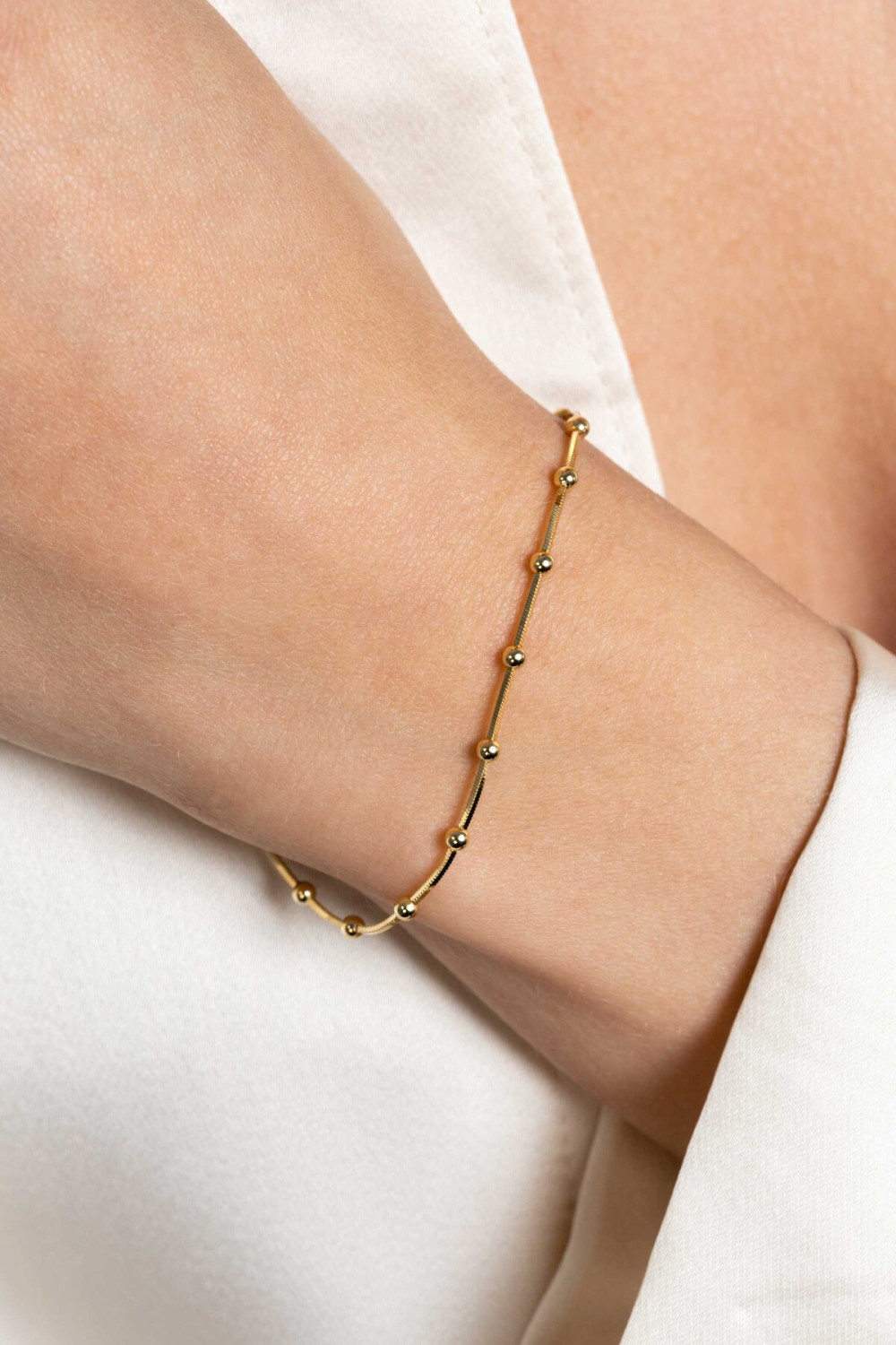 zinzi-zia2471g-snake-chain-armband-goudkleurig-bolletjes-2-5-mm-breedte-lengte-17-20-cm