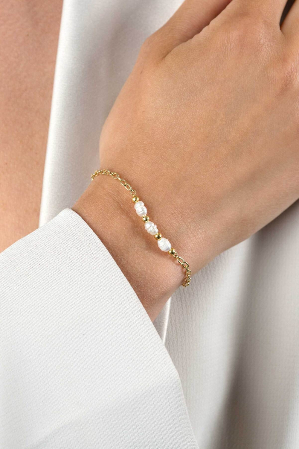 zinzi-zia2643-armband-goudkleurig-witte-zoetwaterparels-4-1-mm-breedte-lengte-17-19-cm