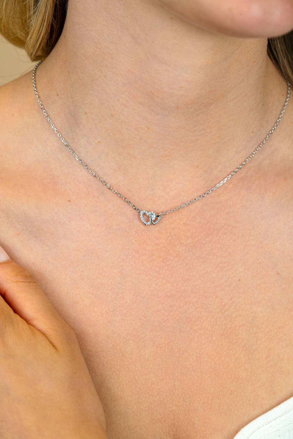 zinzi-zic2493-ketting-met-hanger-zilver-zirkonia-harten-7-7-mm-breedte-lengte-42-45-cm