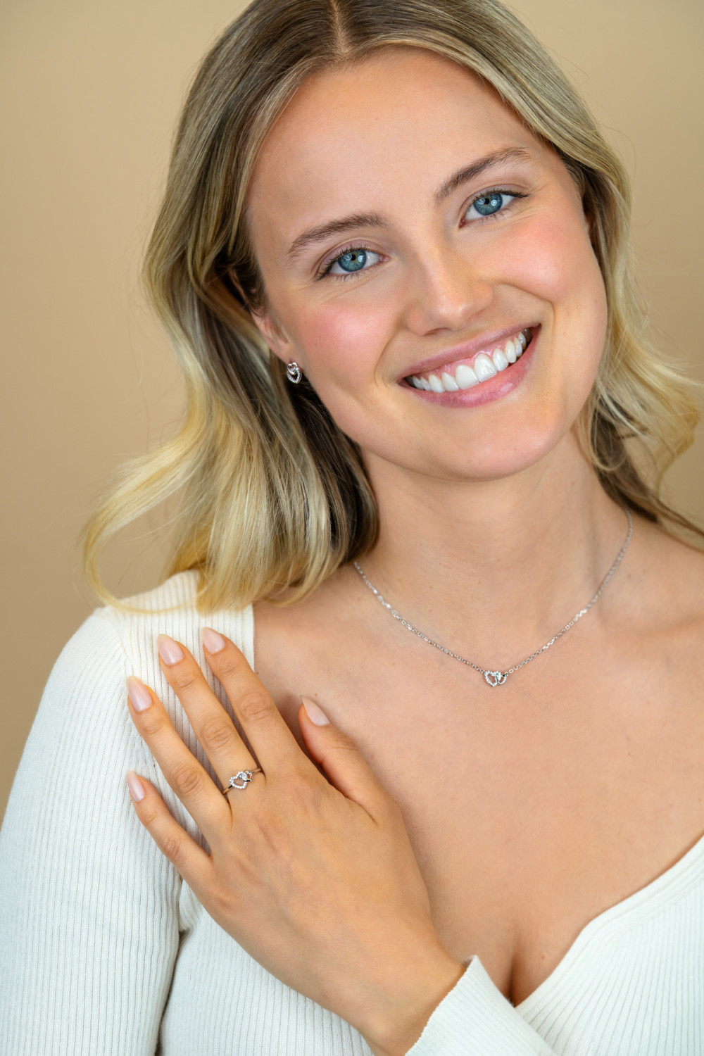 zinzi-zic2493-ketting-met-hanger-zilver-zirkonia-harten-7-7-mm-breedte-lengte-42-45-cm