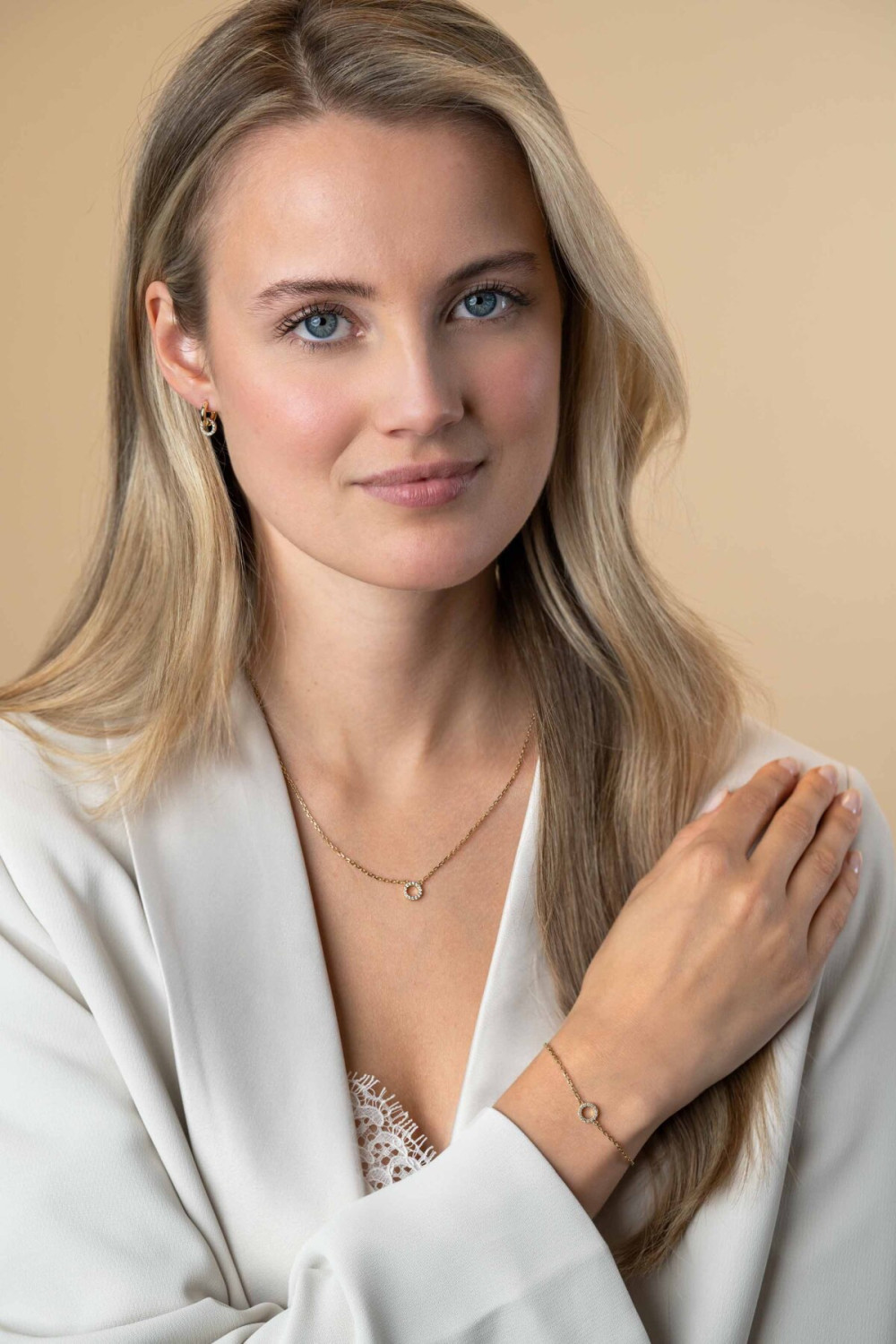 zinzi-zic2550y-schakelketting-goudkleurig-zirkonia-open-rondje-7-5-mm-lengte-40-45-cm