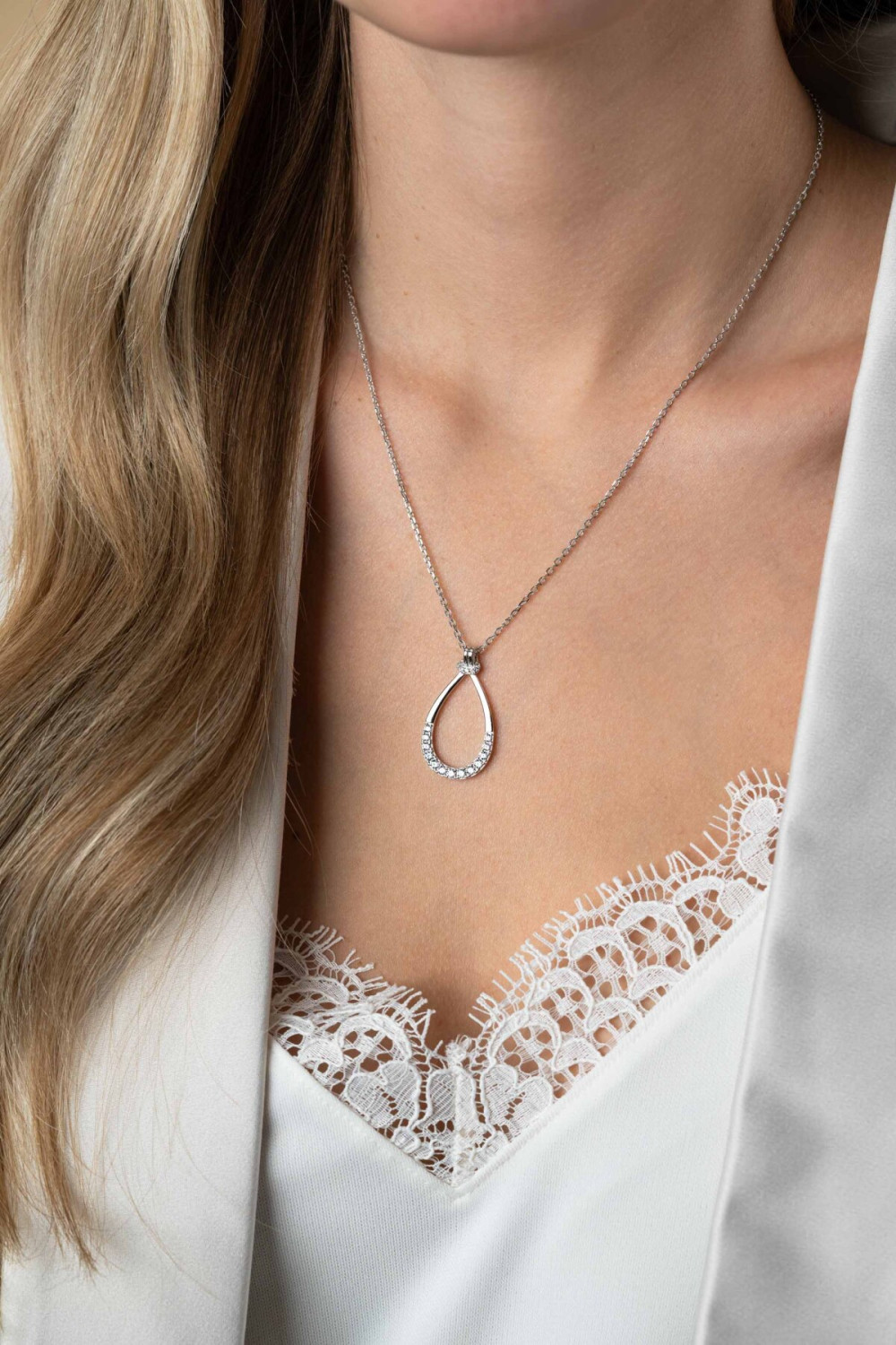 zinzi-zic2555-zilveren-ketting-druppel-zirkonia-diameter-31-mm-lengte-40-45-cm