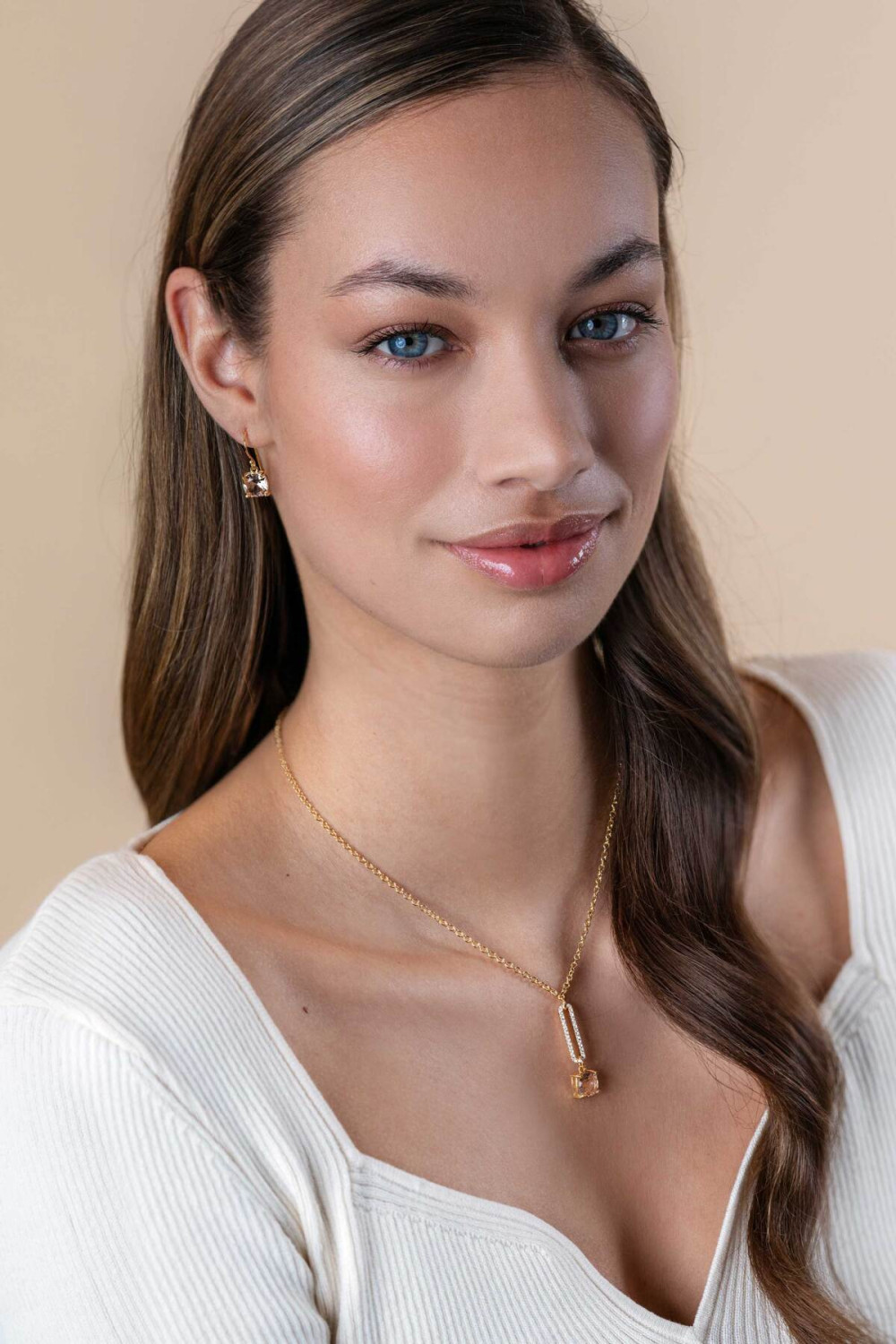 zinzi-zic2579-ketting-goudkleurig-vierkant-zirkonia-8-3-mm-breedte-lengte-42-45-cm