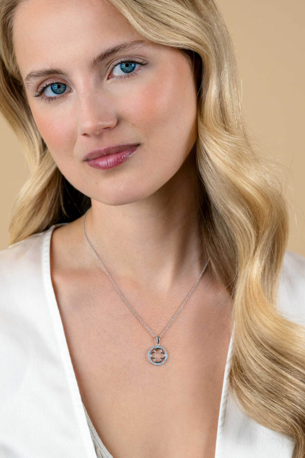 zinzi-zic2617-ketting-klavertje-vier-hanger-zirkonia-15-mm-lengte-45-48-cm