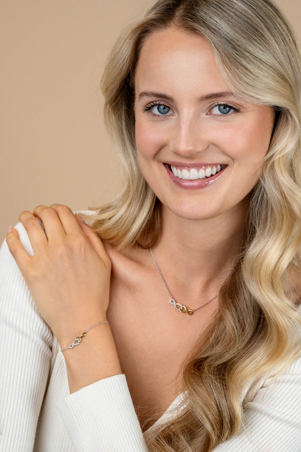 zinzi-zic2649-ketting-met-infinity-bicolor-zirkonia-5-5-mm-breedte-lengte-42-45-cm