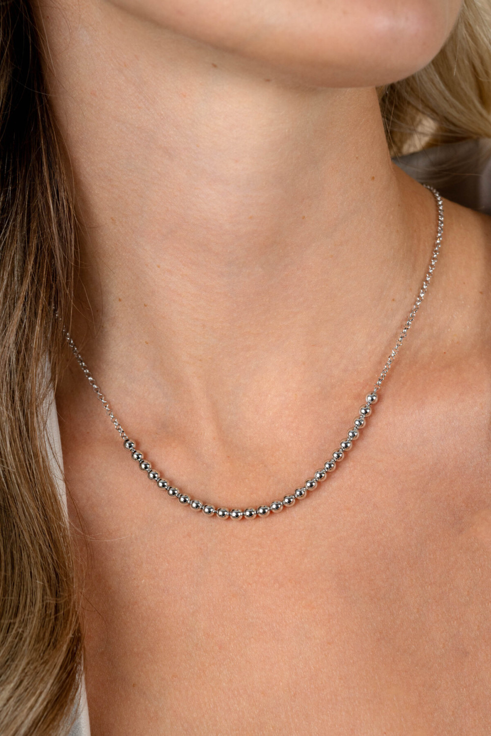 zinzi-zic2659-ronde-schakelketting-zilver-bolletjes-4-mm-breedte-lengte-42-45-cm
