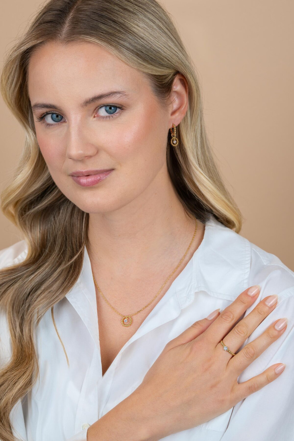 zinzi-zic2816-goudkleurige-ketting-met-transparante-zirkonia-12-mm-lengte-42-45-cm