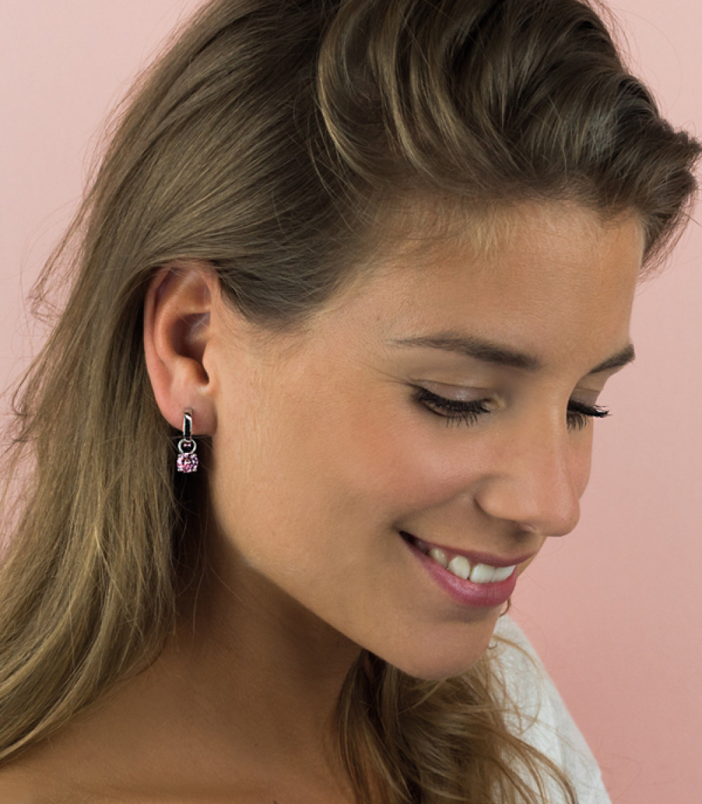 zinzi-zich1300r-oorbedels-zilver-roze-zirkonia-briljant-5-mm-breed-x-12-mm-hoog-geen-oorringen