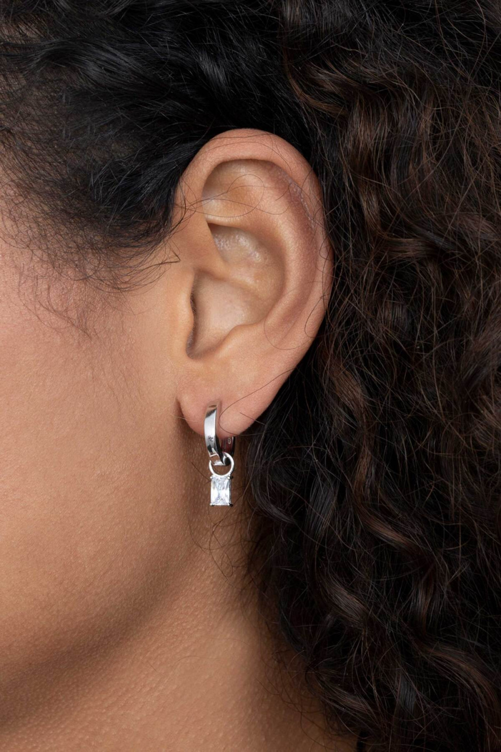 zinzi-zich2021-oorbedels-zilver-zirkonia-baguette-dames-3-3-mm-breed-x-12-mm-hoogte-geen-oorringen