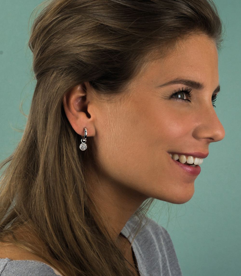 zinzi-zich915-zilveren-oorbedels-zirkonia-rond-6-mm-breed-x-13-mm-hoogte-geen-oorringen