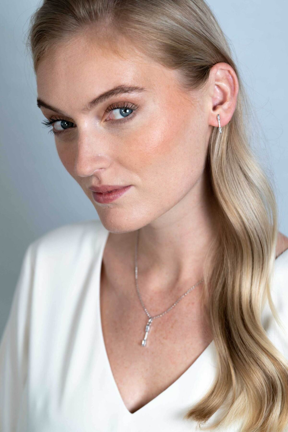 zinzi-zih2077-hanger-met-steen-925-zilveren-glanzend-zirkonia-3-mm-breed-x-28-mm-hoog