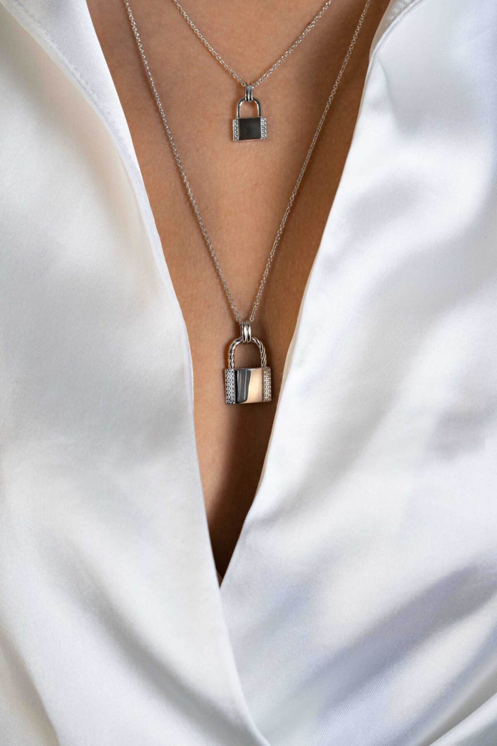 zinzi-zih2391l-sleutelhanger-925-zilver-glanzend-zirkonia-transparant-15-mm-breed-x-25-mm-hoog