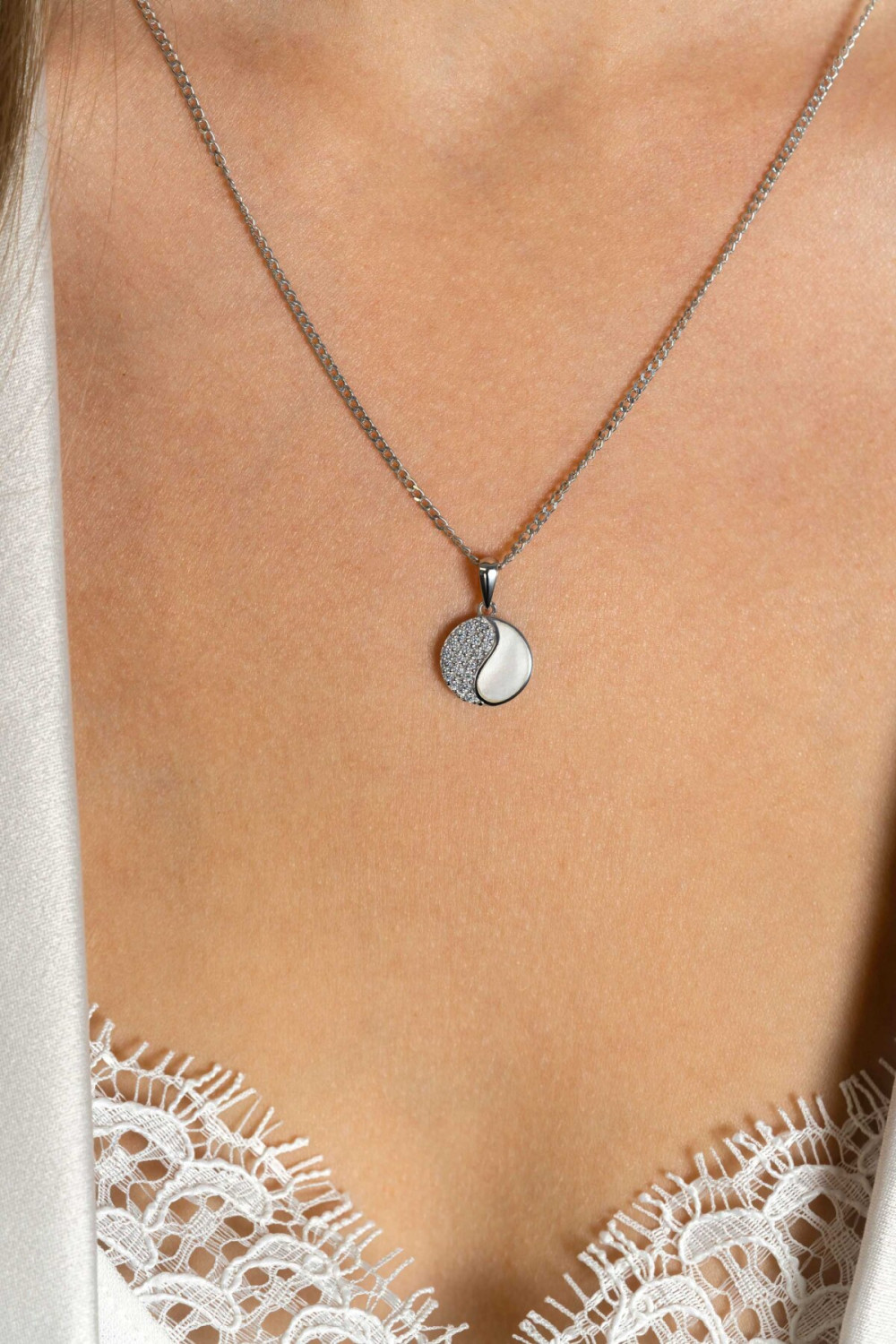 zinzi-zih2423-yin-yang-hanger-925-zilver-glanzend-zirkonia-pave-11-5-mm-breed-x-18-mm-hoog