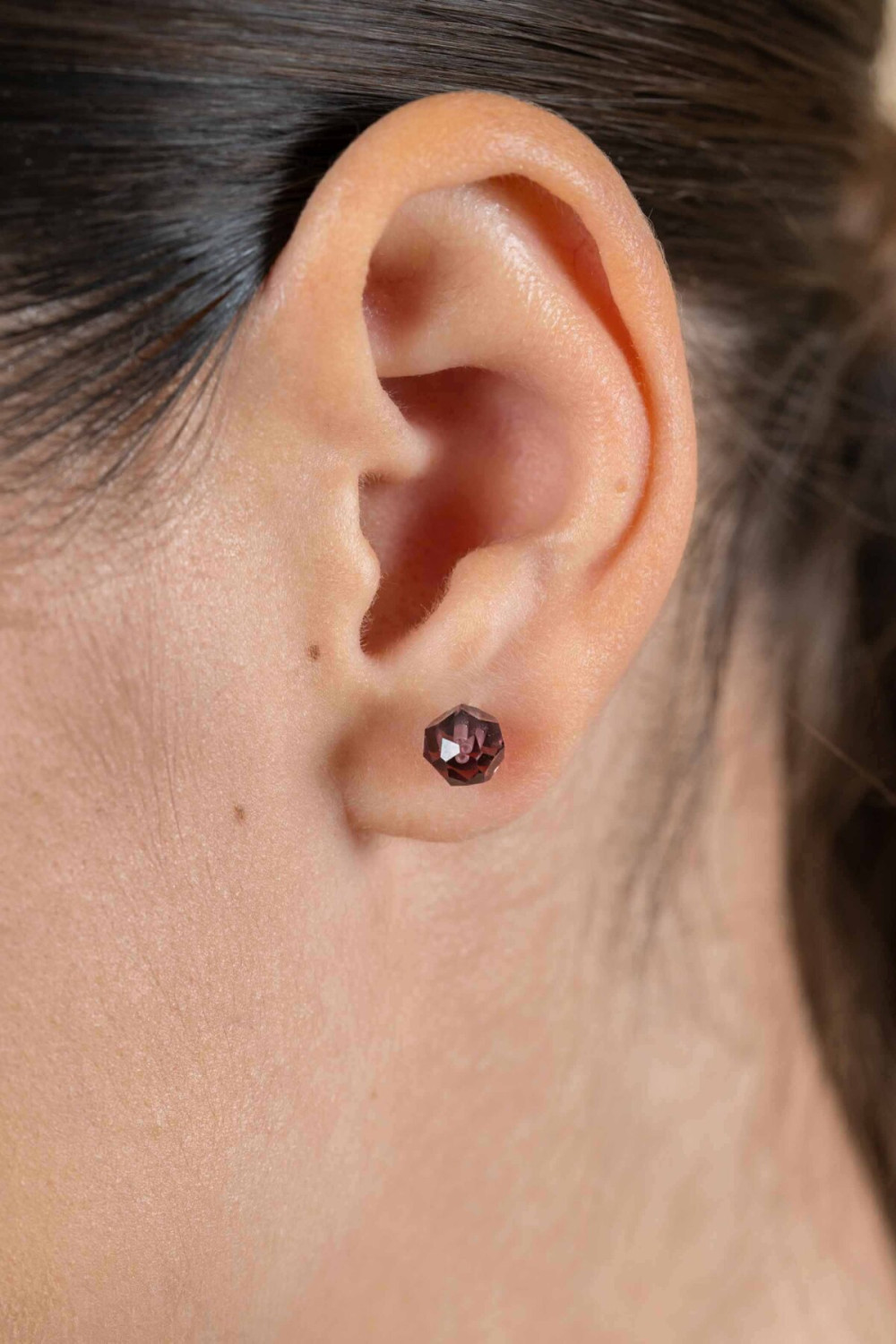 zinzi-zio1317p-zilveren-oorknopjes-rond-paarse-zirkonia-6-mm-diameter