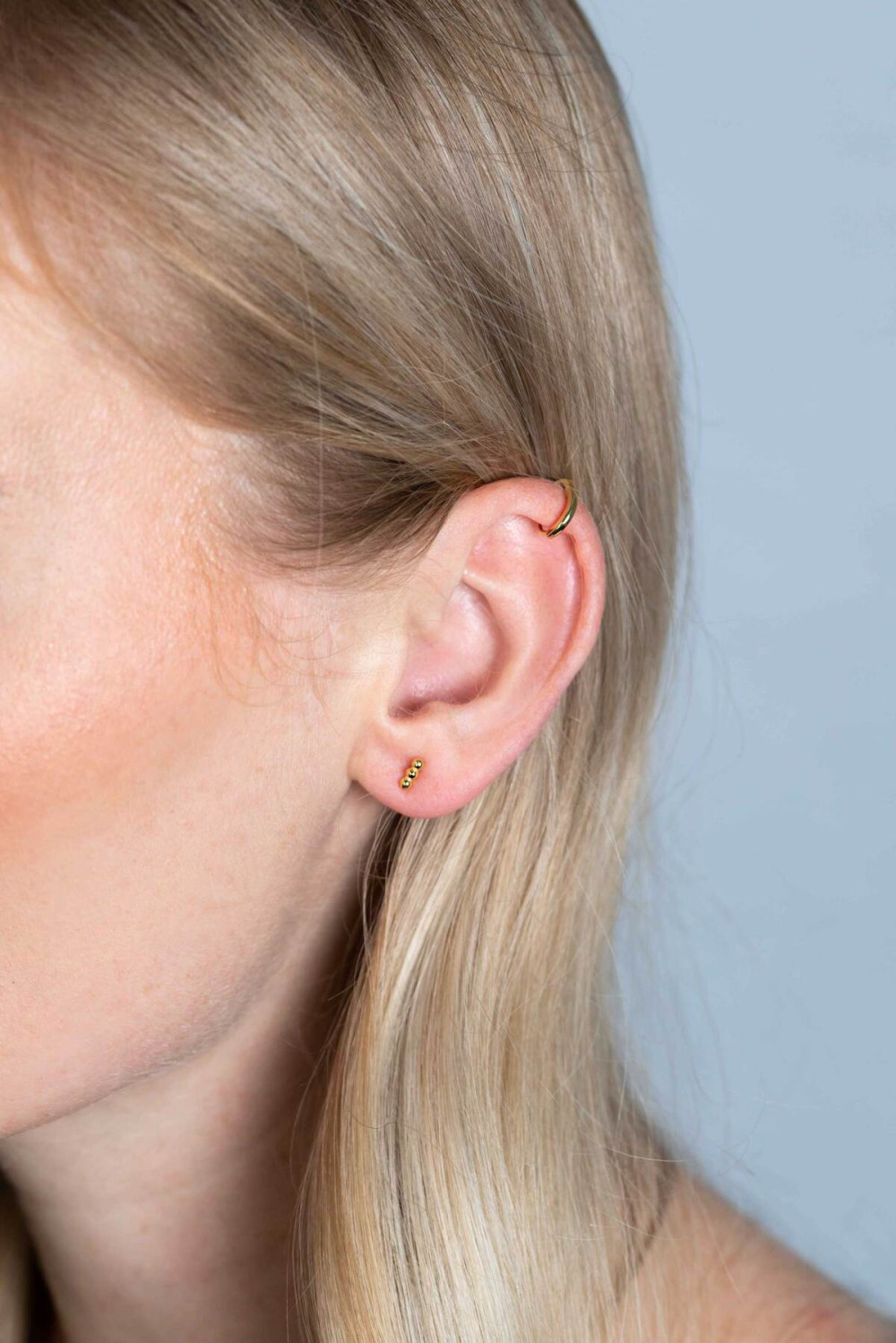zinzi-zio2230g-oorknopjes-goudkleurig-glanzend-rond-design-2-mm-breed-x-6-mm-hoogte