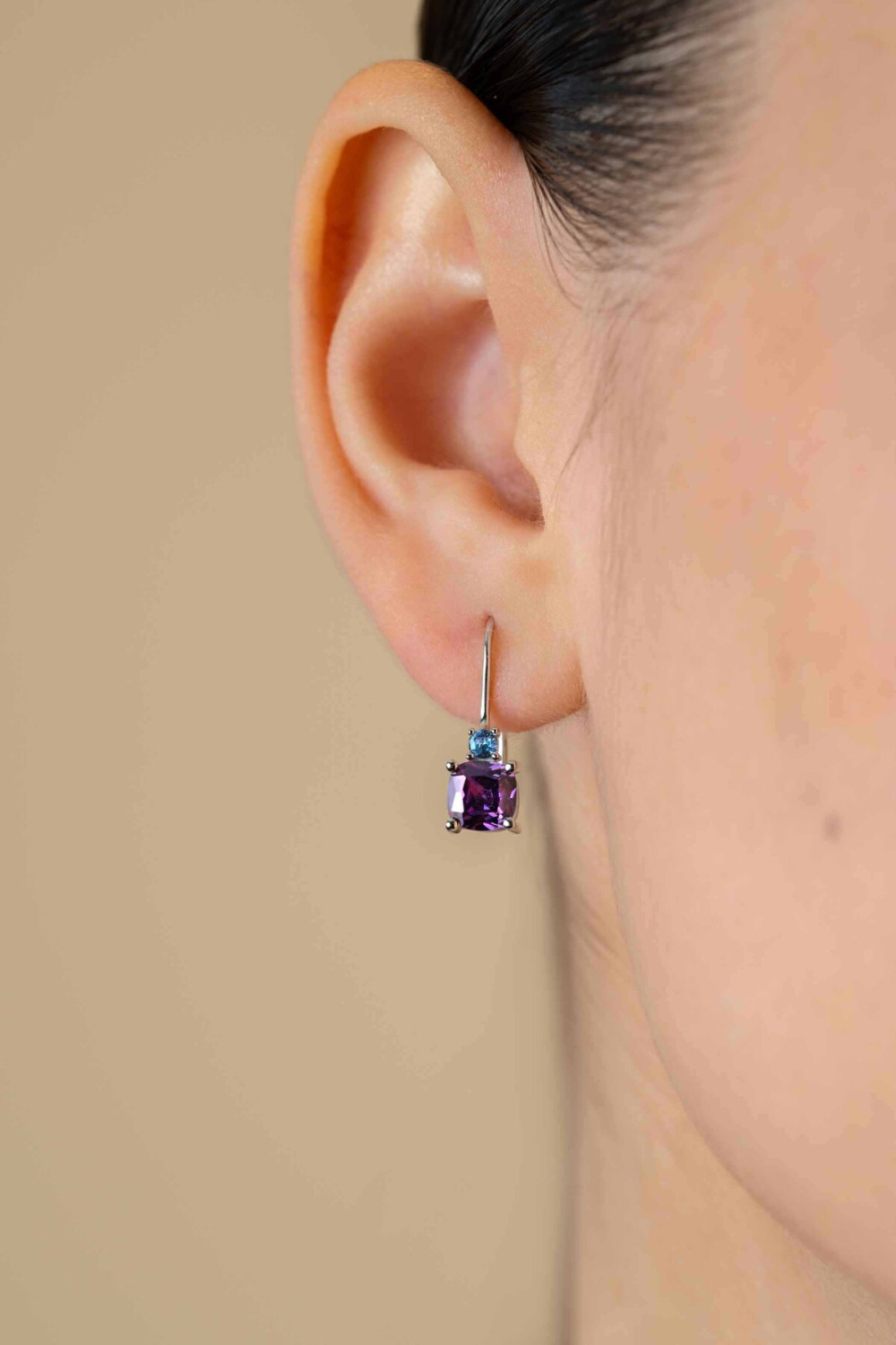 zinzi-zio2564h-oorhangers-zilver-vierkant-zirkonia-paars-blauw-6-4-mm-breed-x-19-mm-hoog