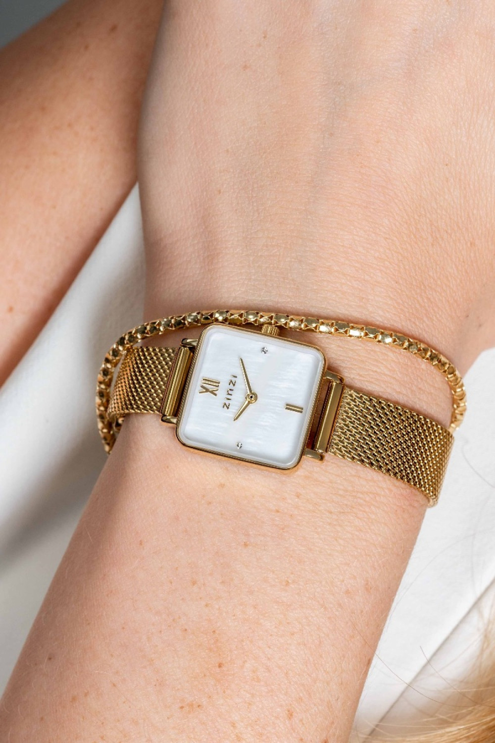 zinzi-ziw1734-quartz-horloge-gold-plated-staal-mesh-band-parelmoer-wijzerplaat