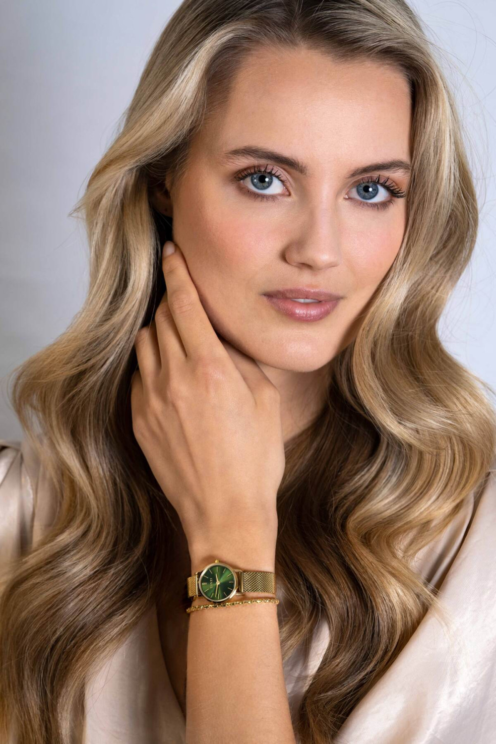 zinzi-ziw1835-dameshorloge-gold-plated-staal-groen-wijzerplaat-mesh-band-o-24-mm