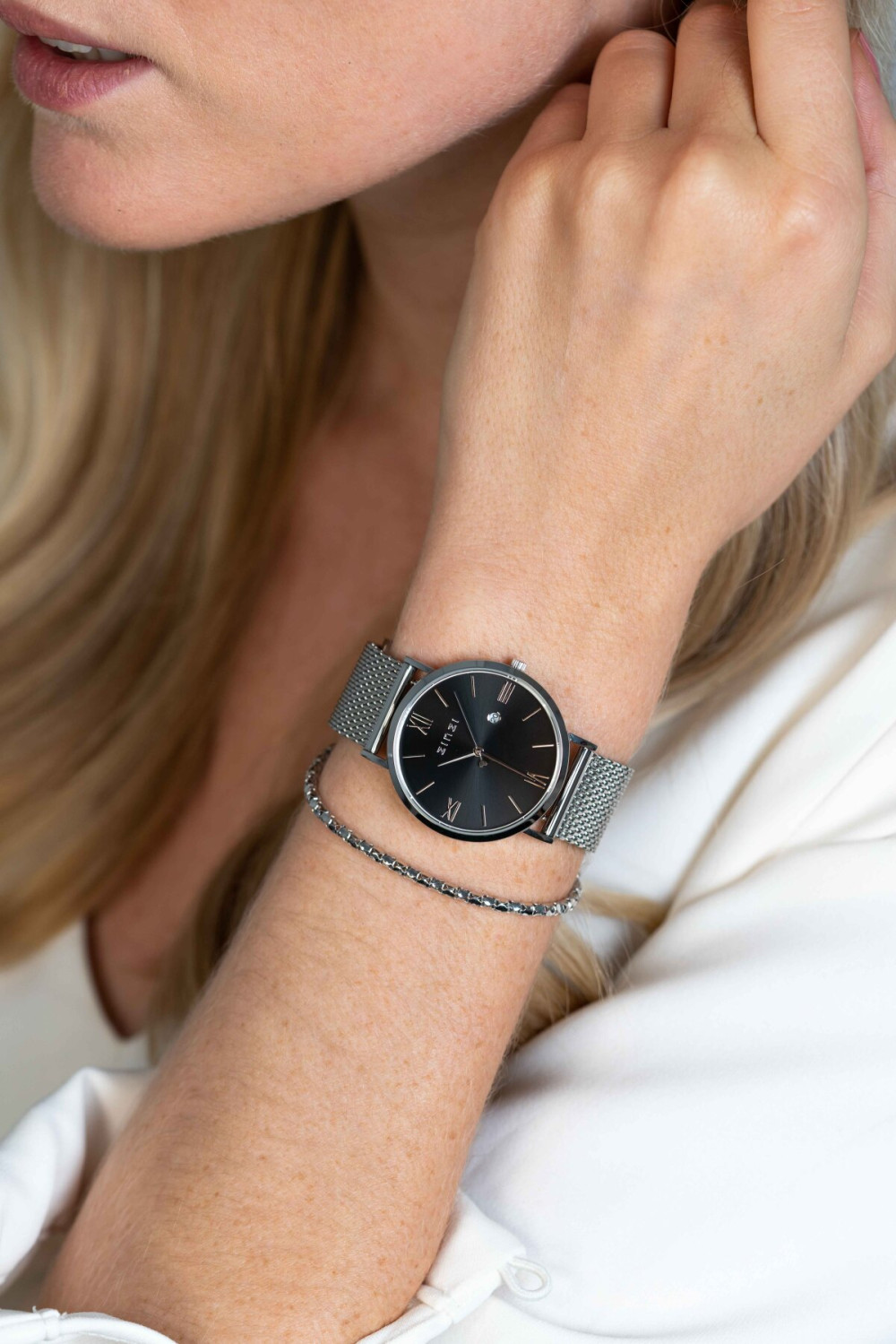 zinzi-ziw501m-horloge-zilverkleurig-staal-mesh-band-zwart-wijzerplaat-datumfunctie-o-34-mm