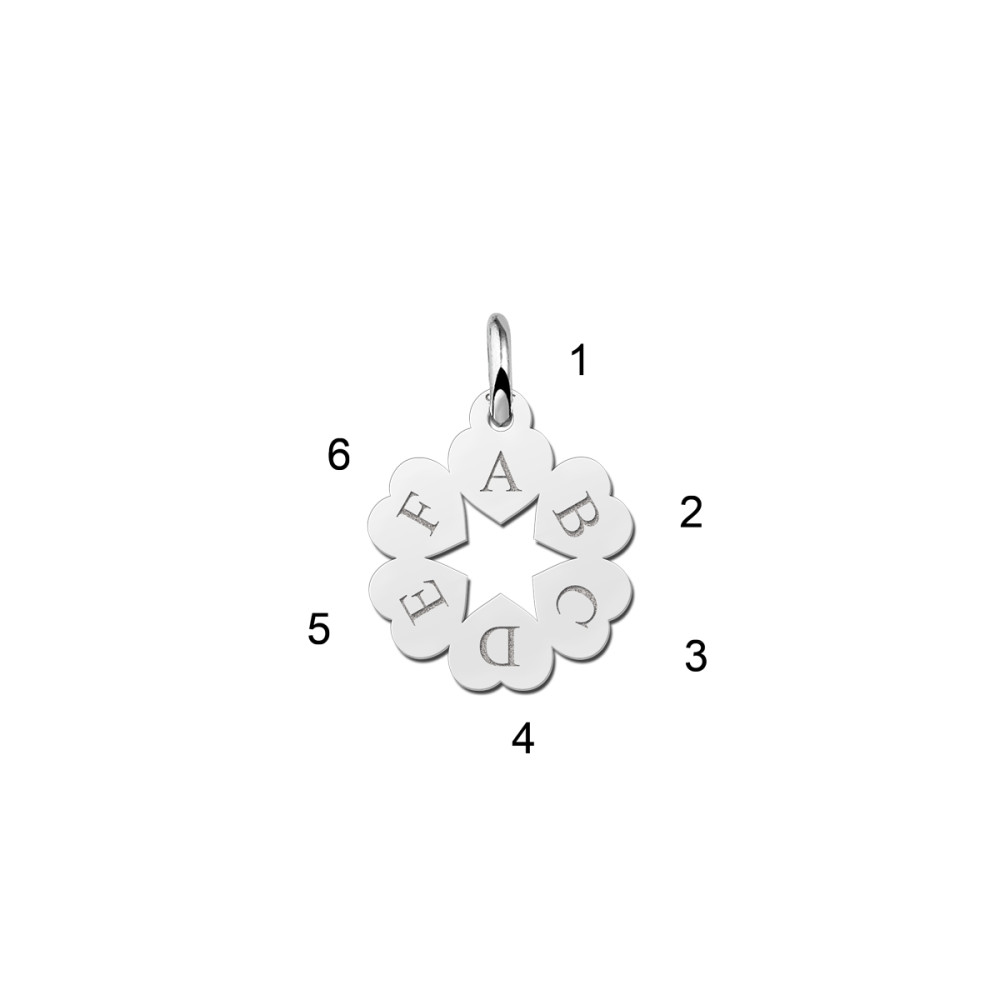 zilveren-hartjes-hanger-met-bloemachtig-patroon