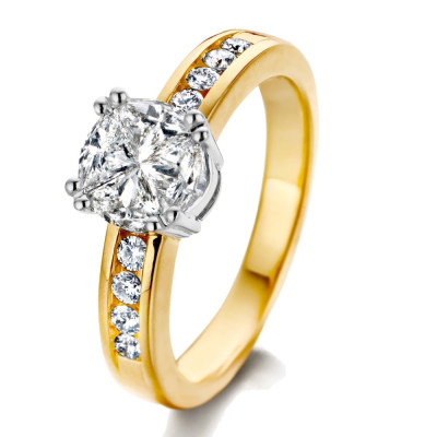 Bicolor 14-karaat gouden solitair ring met centrale diamant en zijstenen