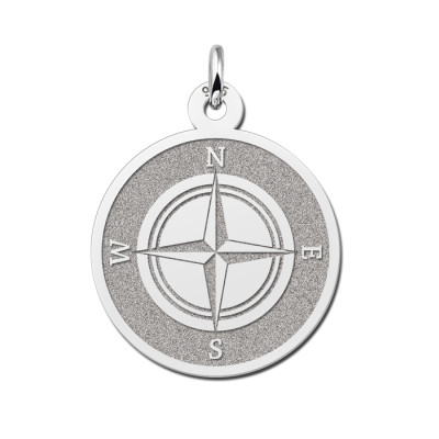 Zilveren kompas hanger met gegraveerde textuur 16 mm breed - Hoogte 19 mm